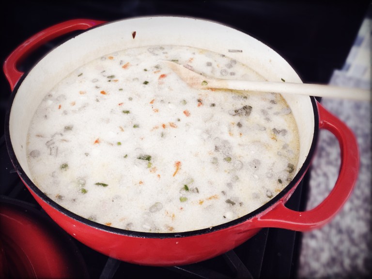 Cheesy corn and ham chowder